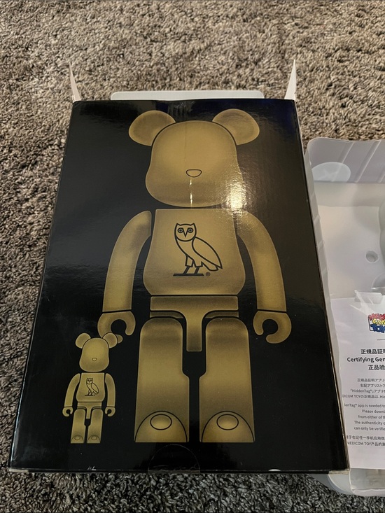 OVO Other - OVO Medicom October’s Very Own. Gold. Bear Brick 100% and 400%. New in box.